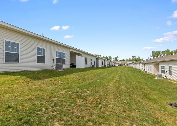 Stylish Stay Minutes From Downtown Gr